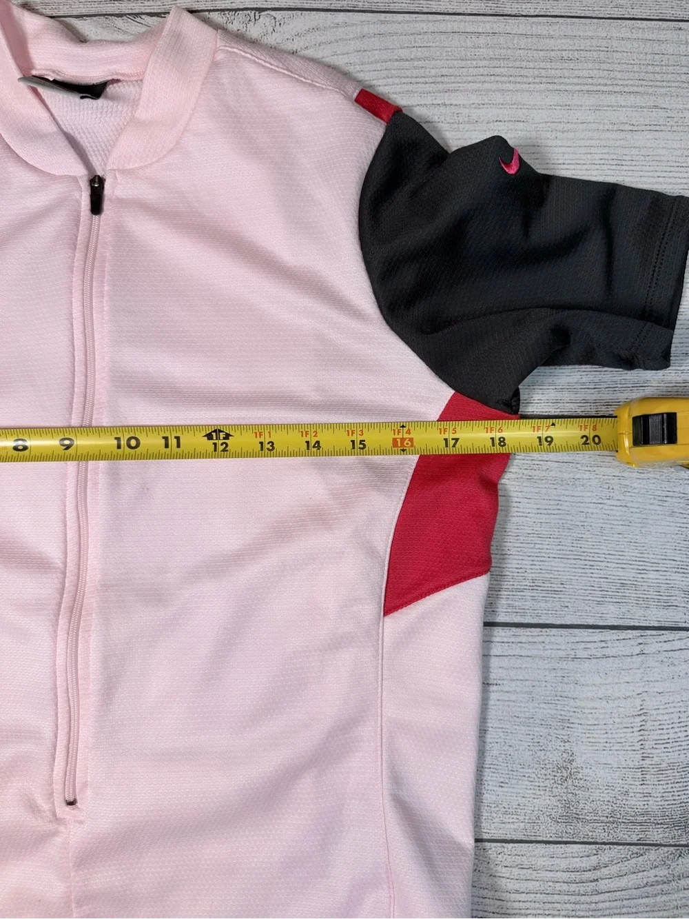 Nike Light Pink Short-Sleeve Zip Cycling Jersey with Black Zipper
